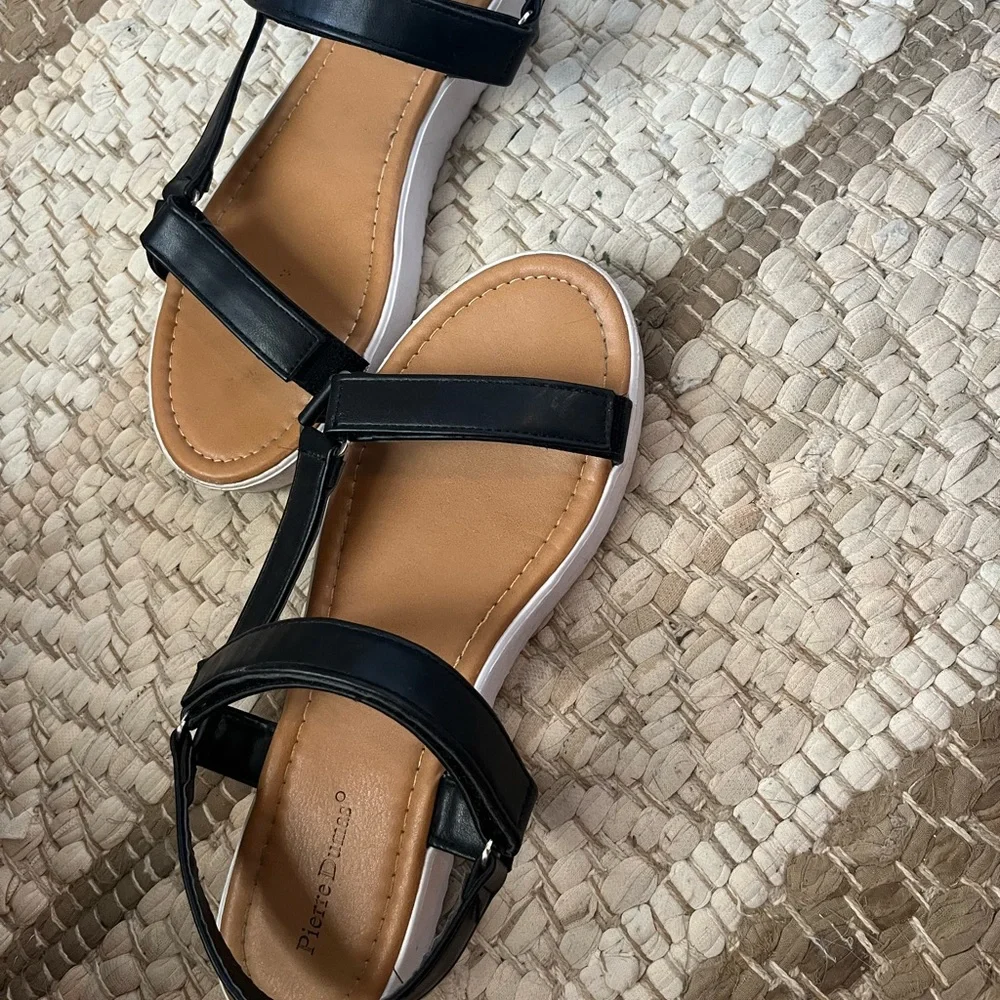 Pierre Dumas Sandals - Picture 2 of 3